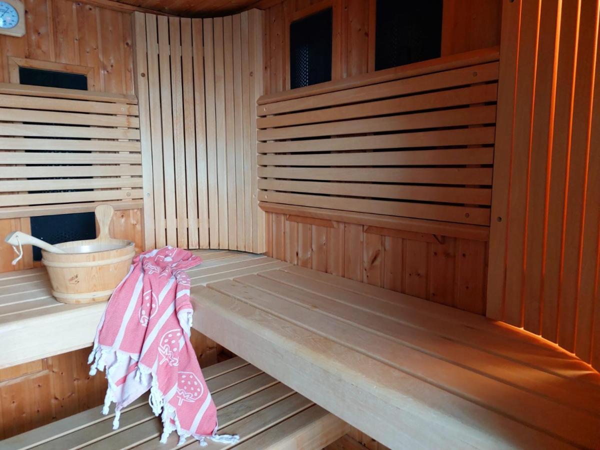 Luxe Gastenverblijf In Het Hart Van Friesland Akkrum Εξωτερικό φωτογραφία